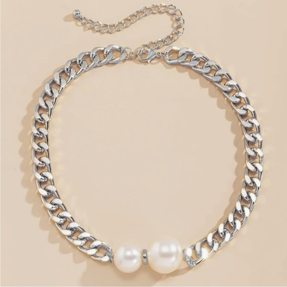 Bespoke Silver Curb Chain with Majestic Pearl Choker - Picture 3 of 5